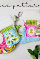 Sew Can She - Christmas Stocking Zipper Pouch - Free