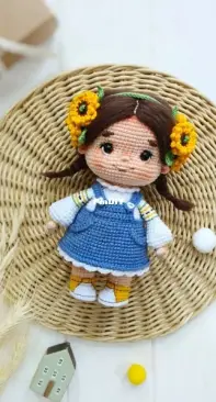 Galaxy Knitted Toys - Galina Veremeenko - Girl with Sunflowers