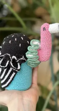 Jakas Volture by grannys crochet hook