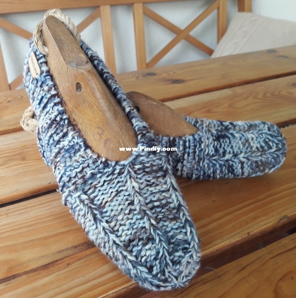 2020 05 14 Grandma&#039;s Knitted Slippers (4).jpg