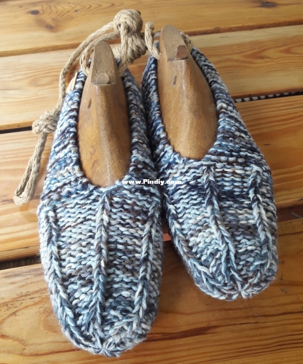 2020 05 14 Grandma&#039;s Knitted Slippers (5).jpg