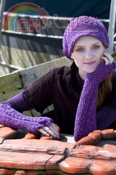 Hat and fingerless gloves,.jpeg
