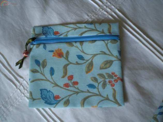bolsa y bolsita celeste (4).JPG