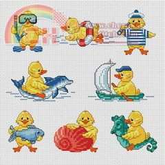 Playful_duckling-e422a.jpg
