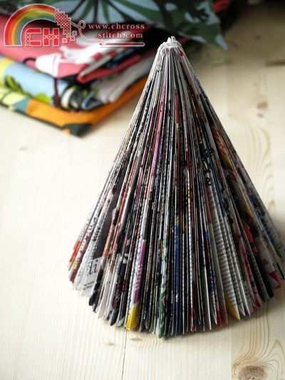 albero-natale-ecologico-donnamoderna-diy-magazine-christmas-tree-01.jpg