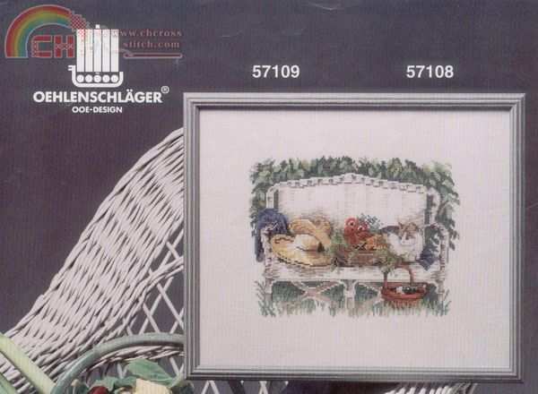 OOE 15708 Cat on Bench