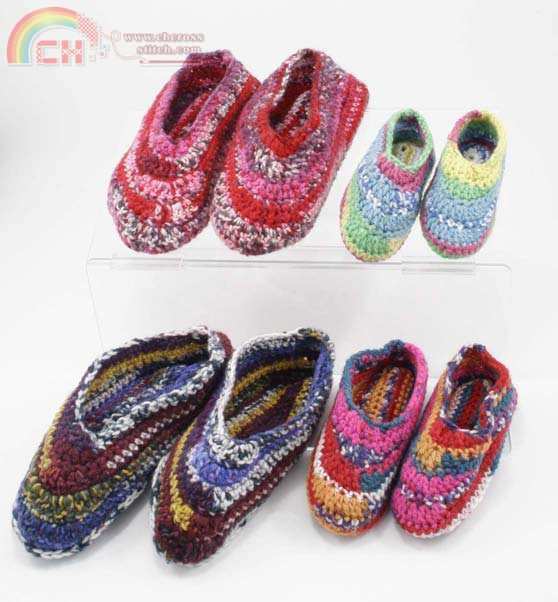 CD205-05 Adult and Child Slippers.jpg