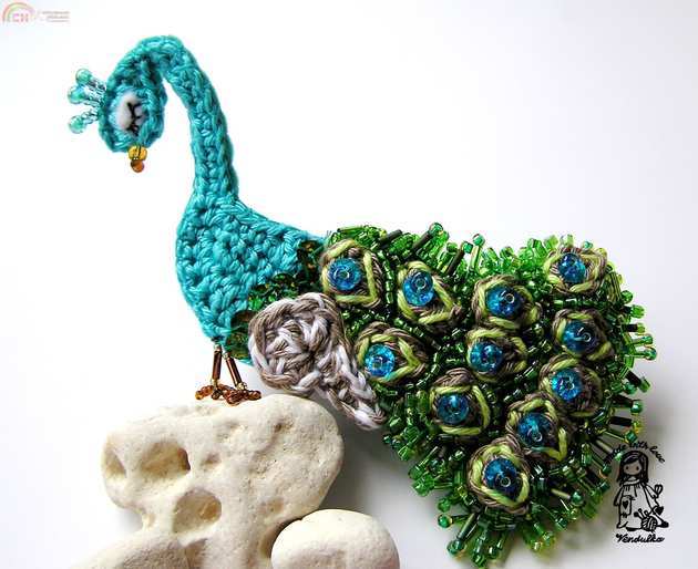 Peacock brooch
