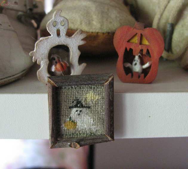 tiny ghost.jpg
