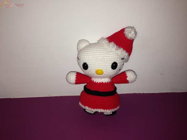 Amigurumi Hello Kitty Mama Noel.JPG
