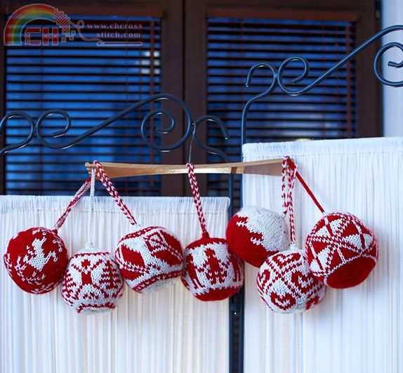 My works Christmas balls & hearts (4).jpg