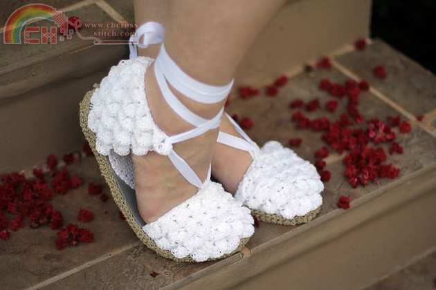 Crocodile Stitch Espadrilles by Bonita Patterns