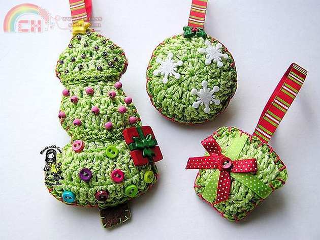 Christmas Time Tree Ornaments 