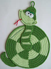 Snake potholder 