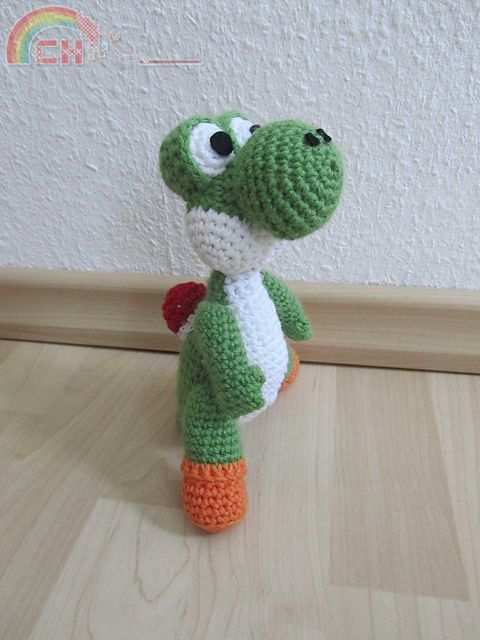 yoshi3_2_medium2.jpg