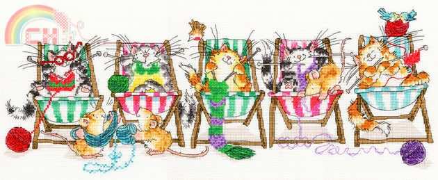BT-XMS4 OK Kitty Knit.jpg
