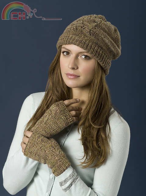Woodland Hat & Wristwarmers.jpg