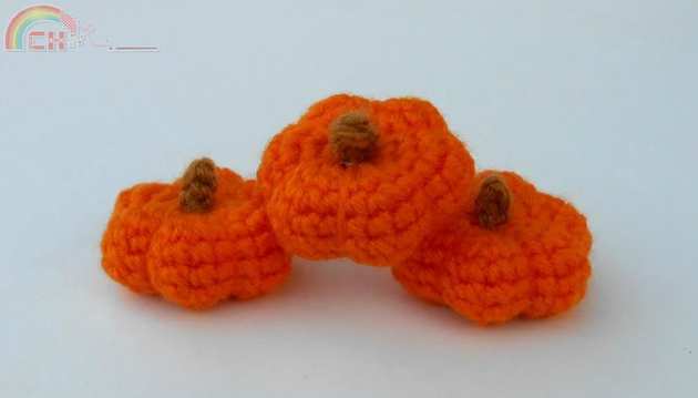 free_mini_pumpkin_pattern_by_pickleweasel360-d6rrdw1.jpg