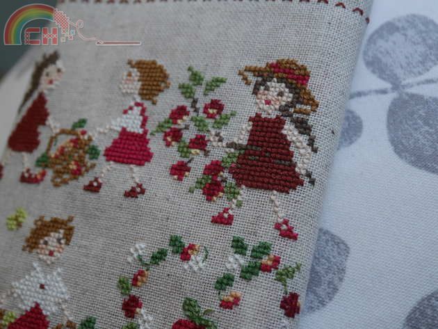 pillow-cherry2.jpg
