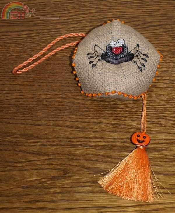 BiscornuHalloween 1  (2).jpg