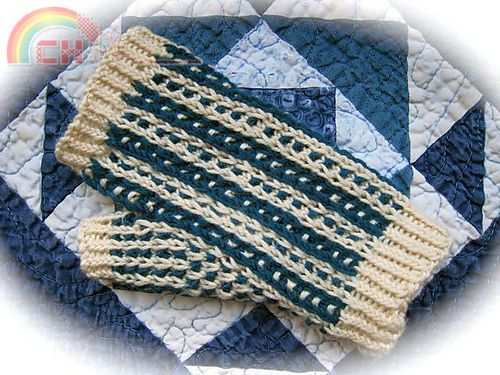 Gilly_Bean_blue_white_medium.jpg