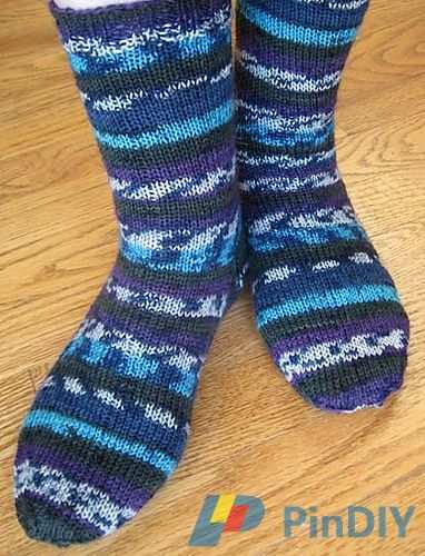 coos_2_on_feet_3_medium.jpg
