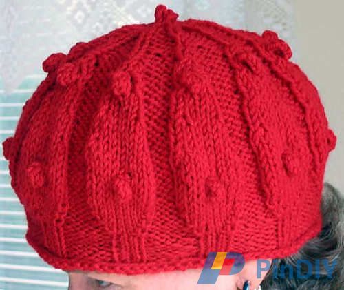 Acorn_Bobble_Hat_red_1_A_res_medium.jpg