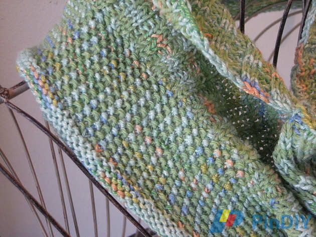 Water_Lilies_Cowl_-_close_medium2.jpg