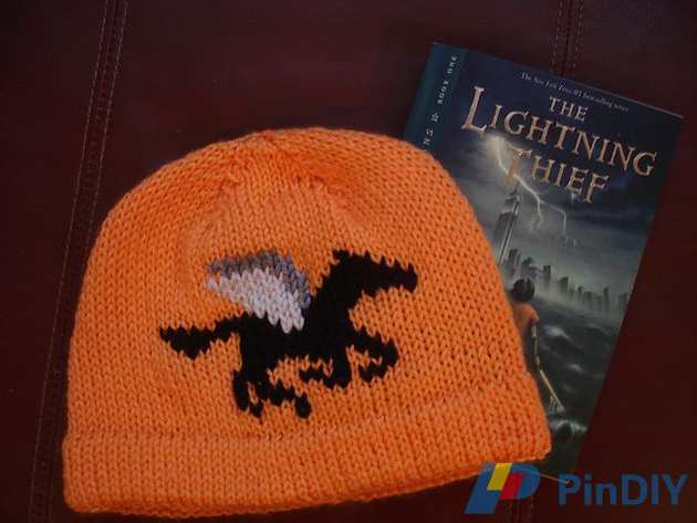 percyjacksonknithat_002_medium2.jpg