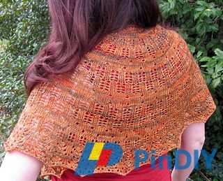 feathered_shawl_back_on_e_small2.jpg