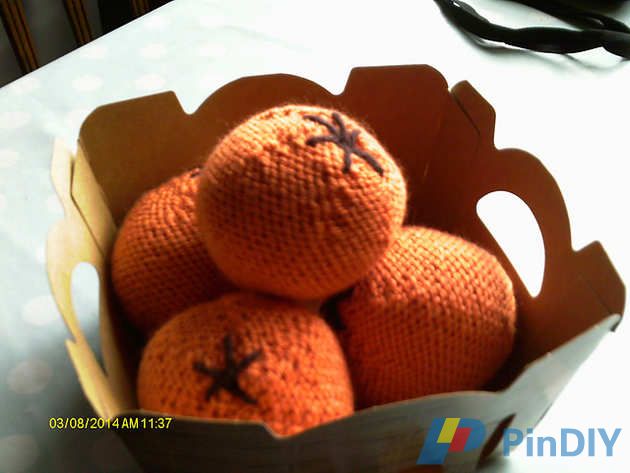 oranges_medium2.JPG