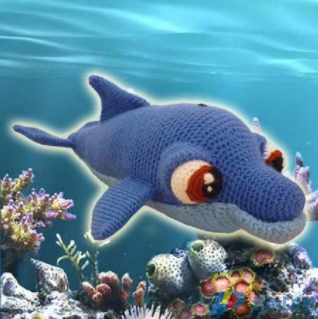 Delicious Crochet - Bottlenose Dolphin.jpg
