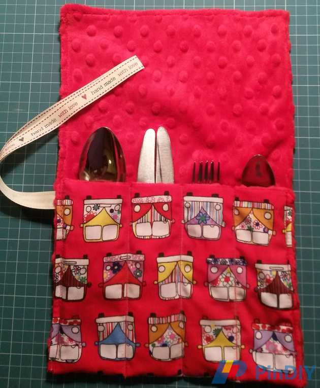 2016 04 13 Camping Cutlery Roll (3).jpg