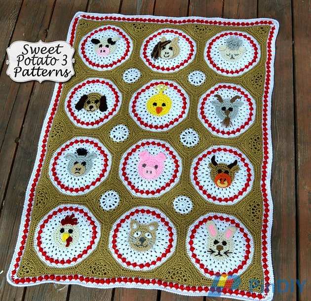Farm Animal Baby Blanket.jpg