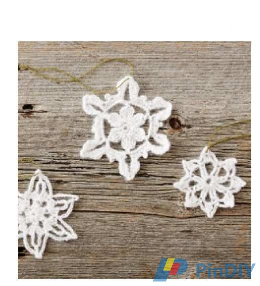 Sprinrite Yarns - Holiday Sparkle Snowflakes.jpg
