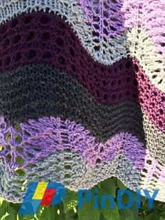 shawlette_close-up_2_small2.jpg