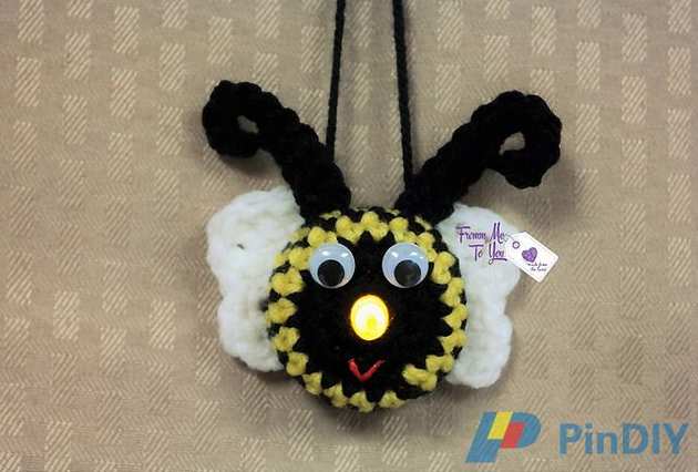 Lighted_Bee_1_medium2.JPG