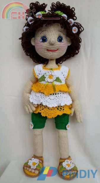Darya in Daisies