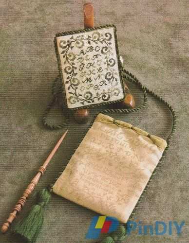miladys_needlle_Cottge_ Cham_stitchers_pocket.jpg