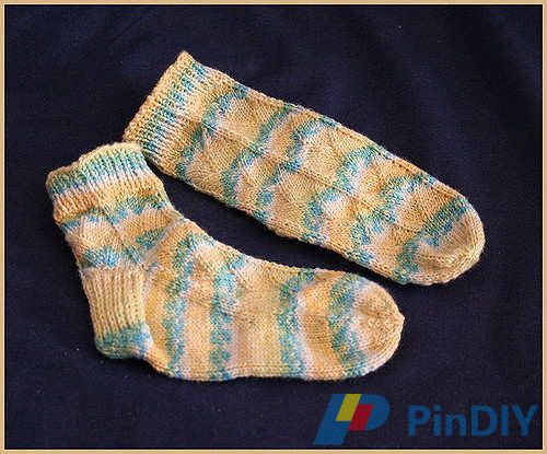 primrose dragon socks.jpg