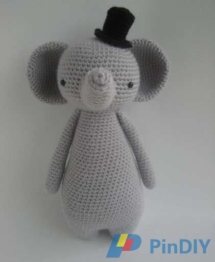 Elephant with Top Hat