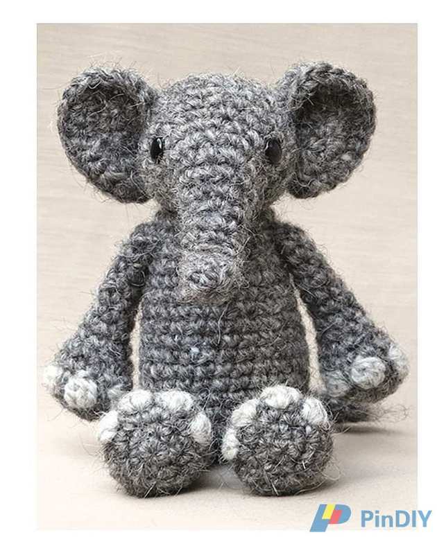 Ollie Crochet Elephant Pattern - Sonja van der Wijk-6.jpg