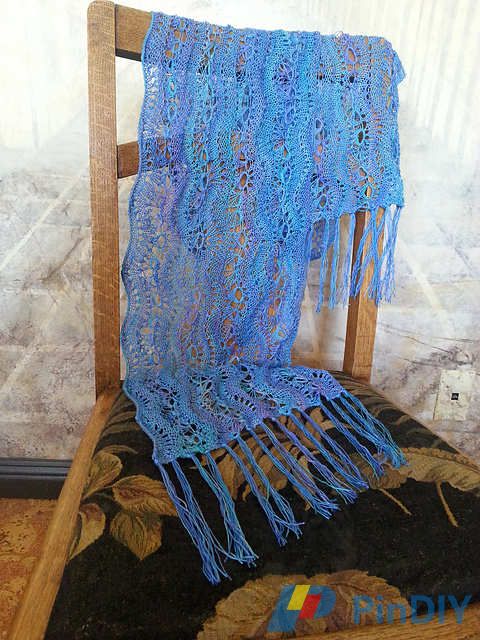 waves_shawl_2_medium2.jpg