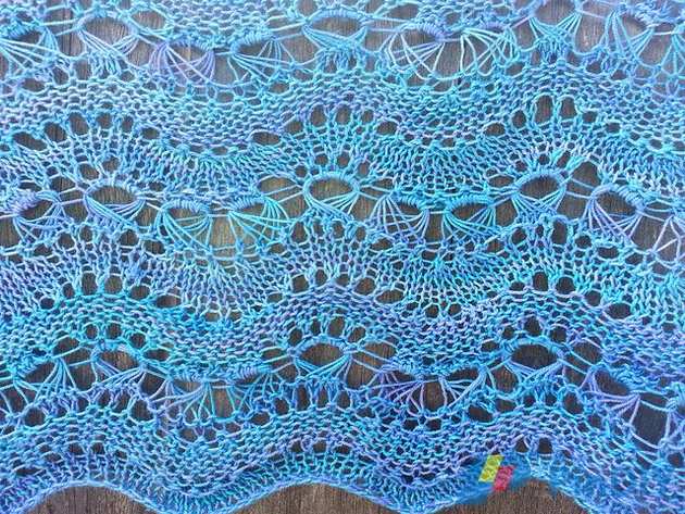shawl_detail_medium2.jpg