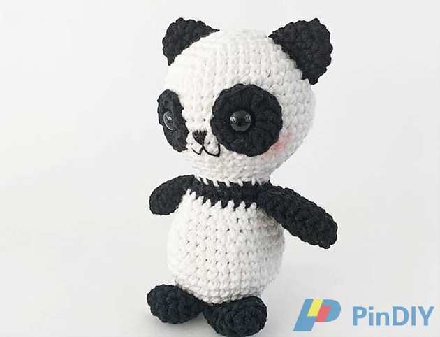 free_panda_copy_medium2.jpg