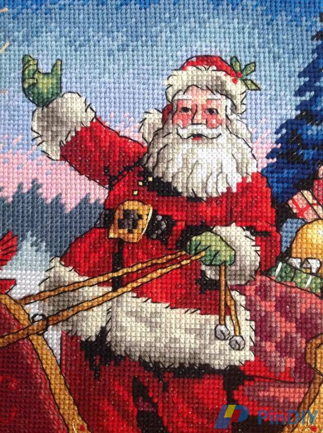 small santa.jpg