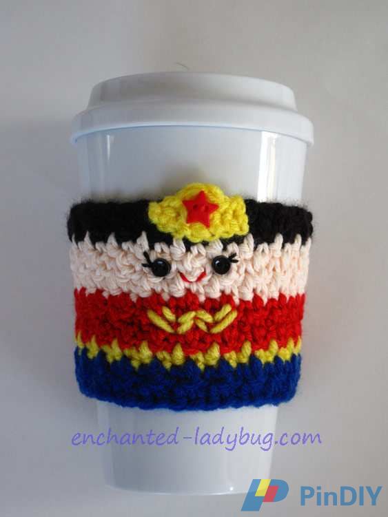 crochet-wonder-woman-cozy-w2-2.jpg