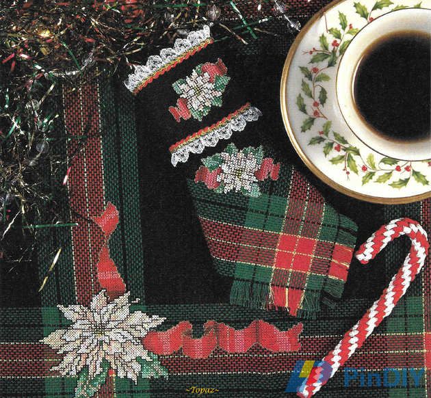 sm 35 Plaid Table Set.jpg