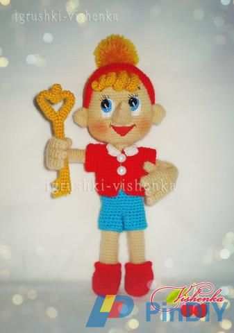 Vishenka - Pinocchio - Russia