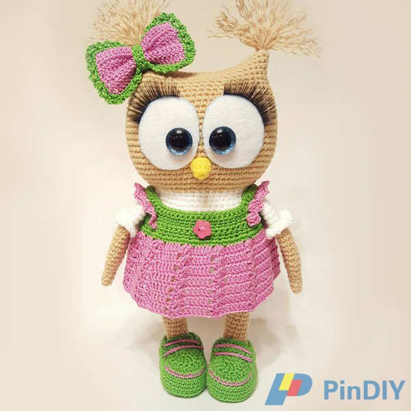 Cute Owl in Dress
